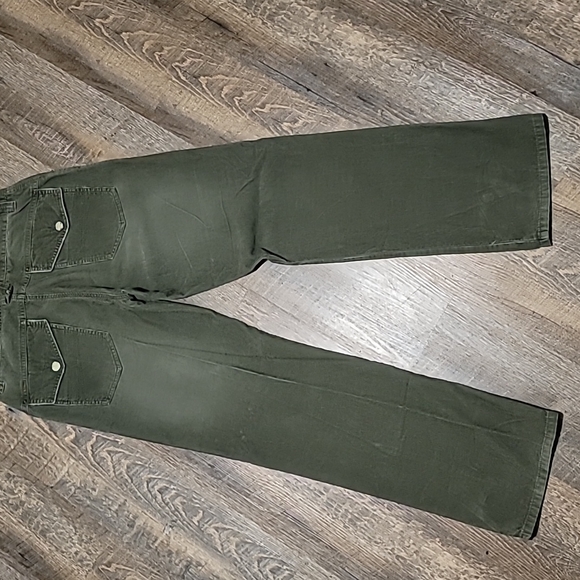 Like new Tommy Hilfiger denim men's 34 corduroy pants with vintage look frayed - Picture 12 of 16